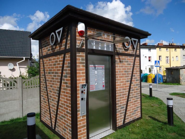 Jak zaprojektować wiatę przystankową odporną na akty wandalizmu?